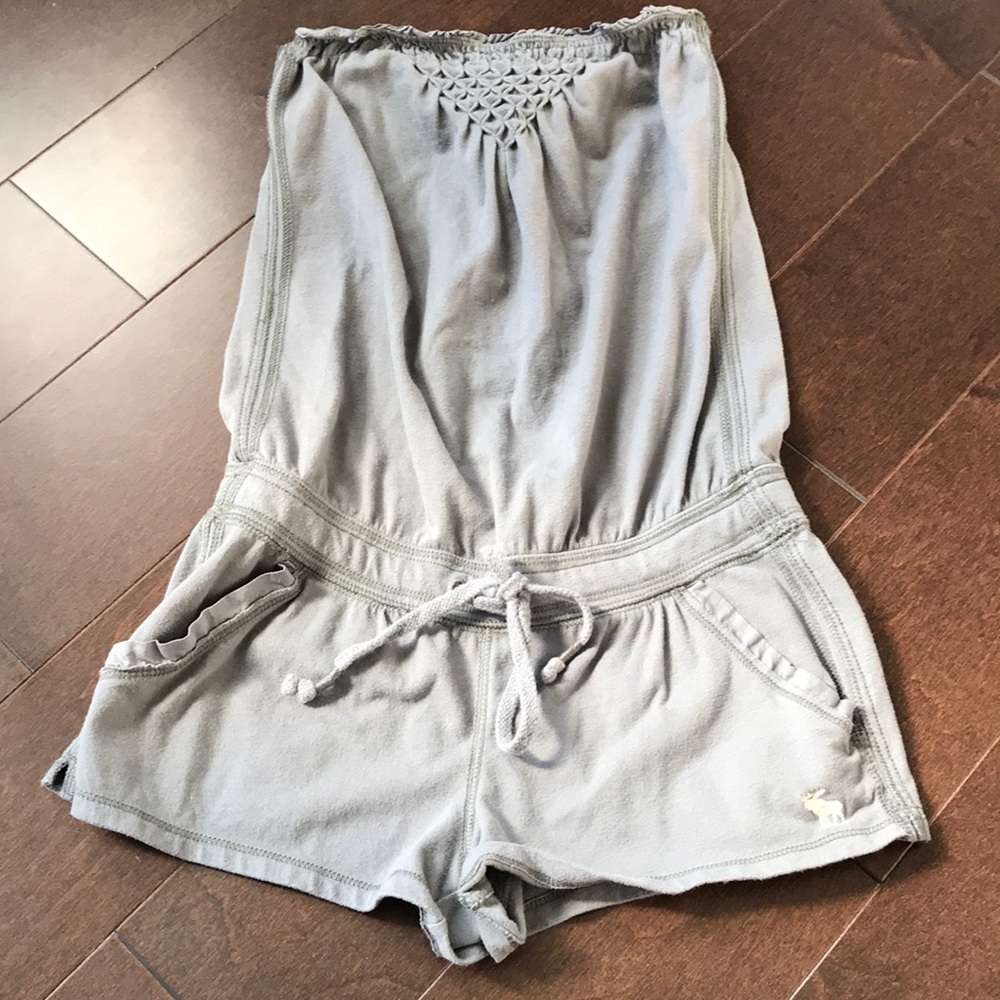 Abercrombie & Fitch Gray Strapless Romper